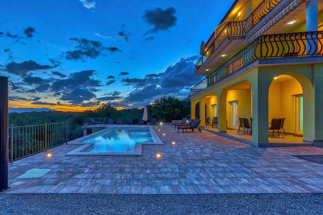 Luxury Apartments Kostrena With Pool Exterior foto